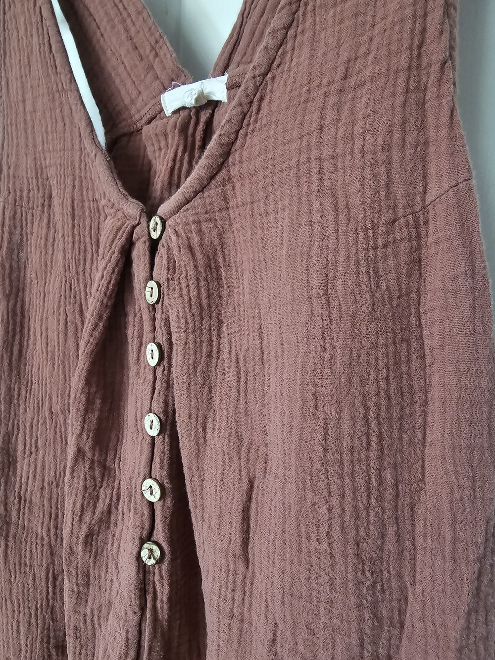 Easel Los Angeles Button-Front Textured Jumpsuit - Dusty Rust
